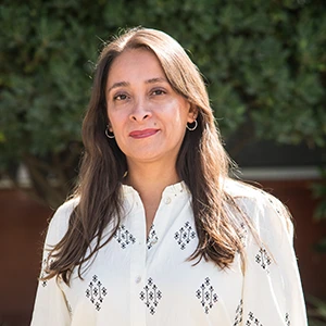 Ninel Flores directora Vicente Valdés
